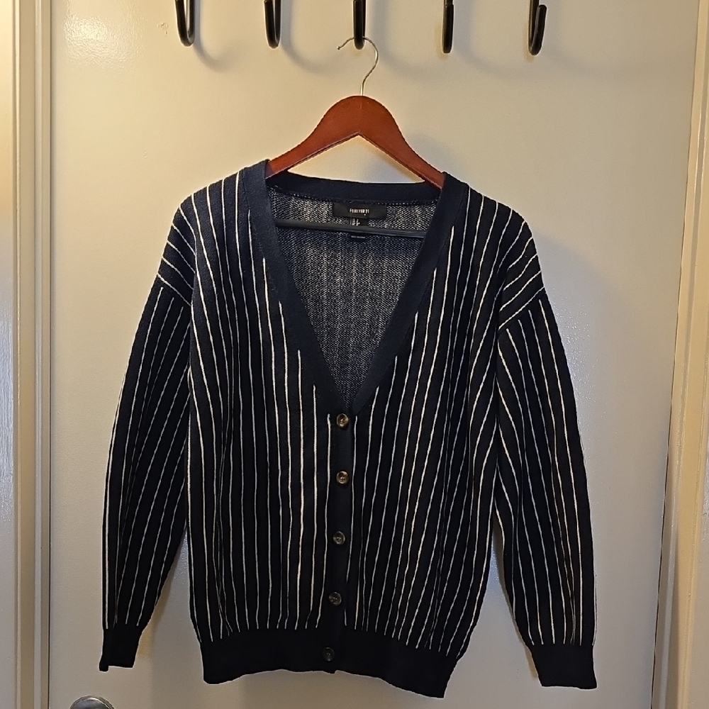 Forever 21 Womens V-Neck Cardigan Navy Blue And White Stripes Size Small